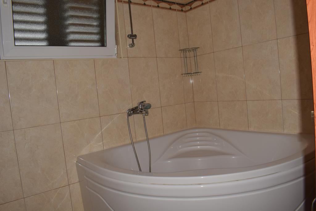 Apartments Blue Dream Малинска Экстерьер фото